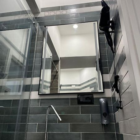 نابولي Terrazza Aragon Room And Spa المظهر الخارجي الصورة