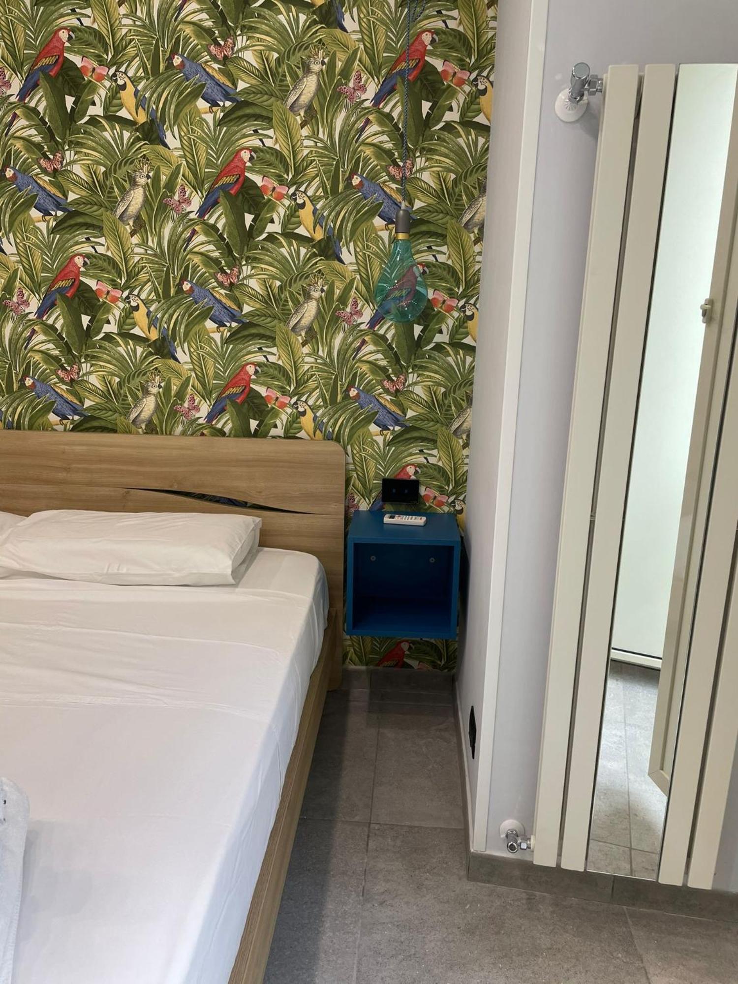نابولي Terrazza Aragon Room And Spa المظهر الخارجي الصورة