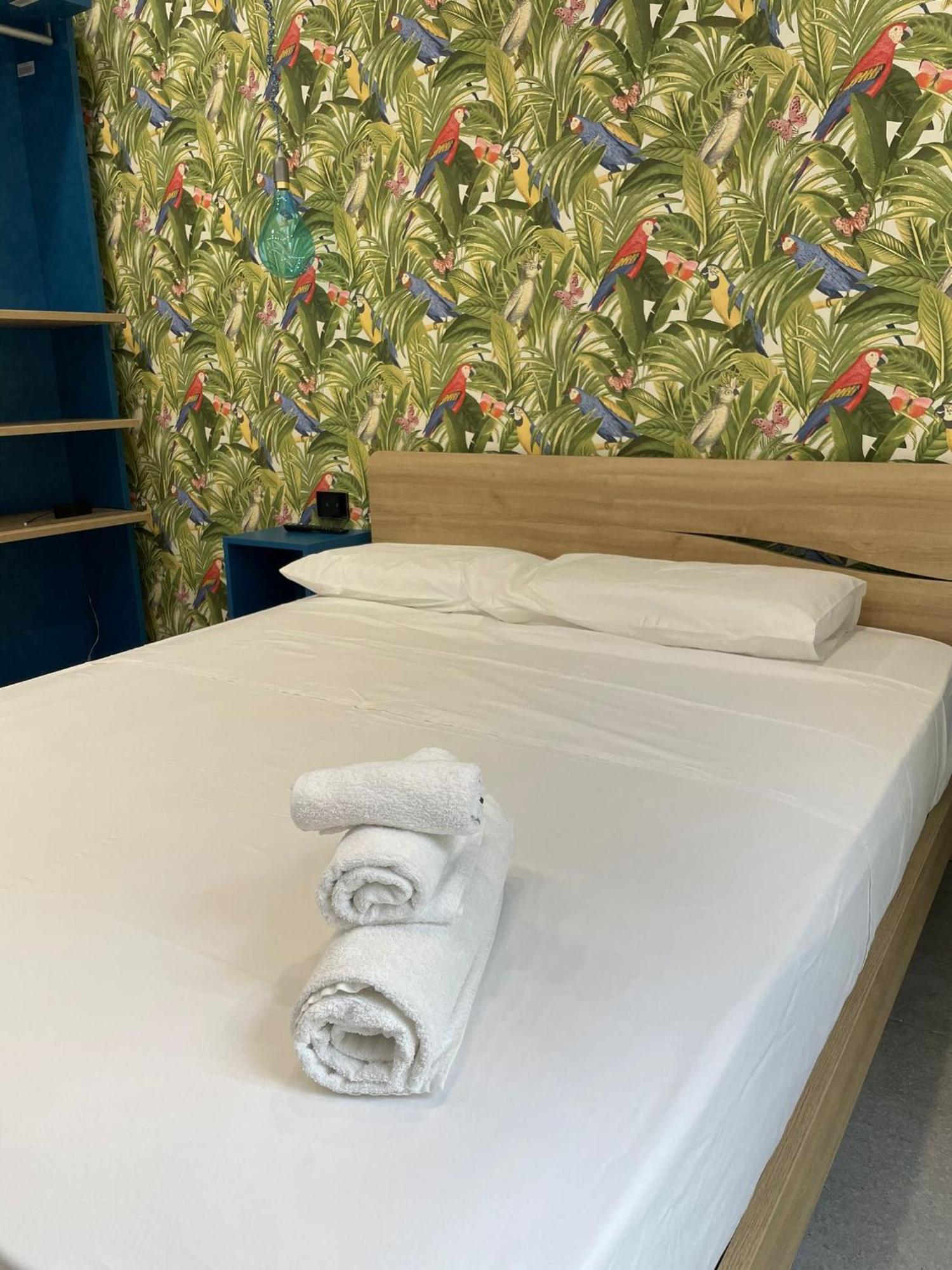 نابولي Terrazza Aragon Room And Spa المظهر الخارجي الصورة