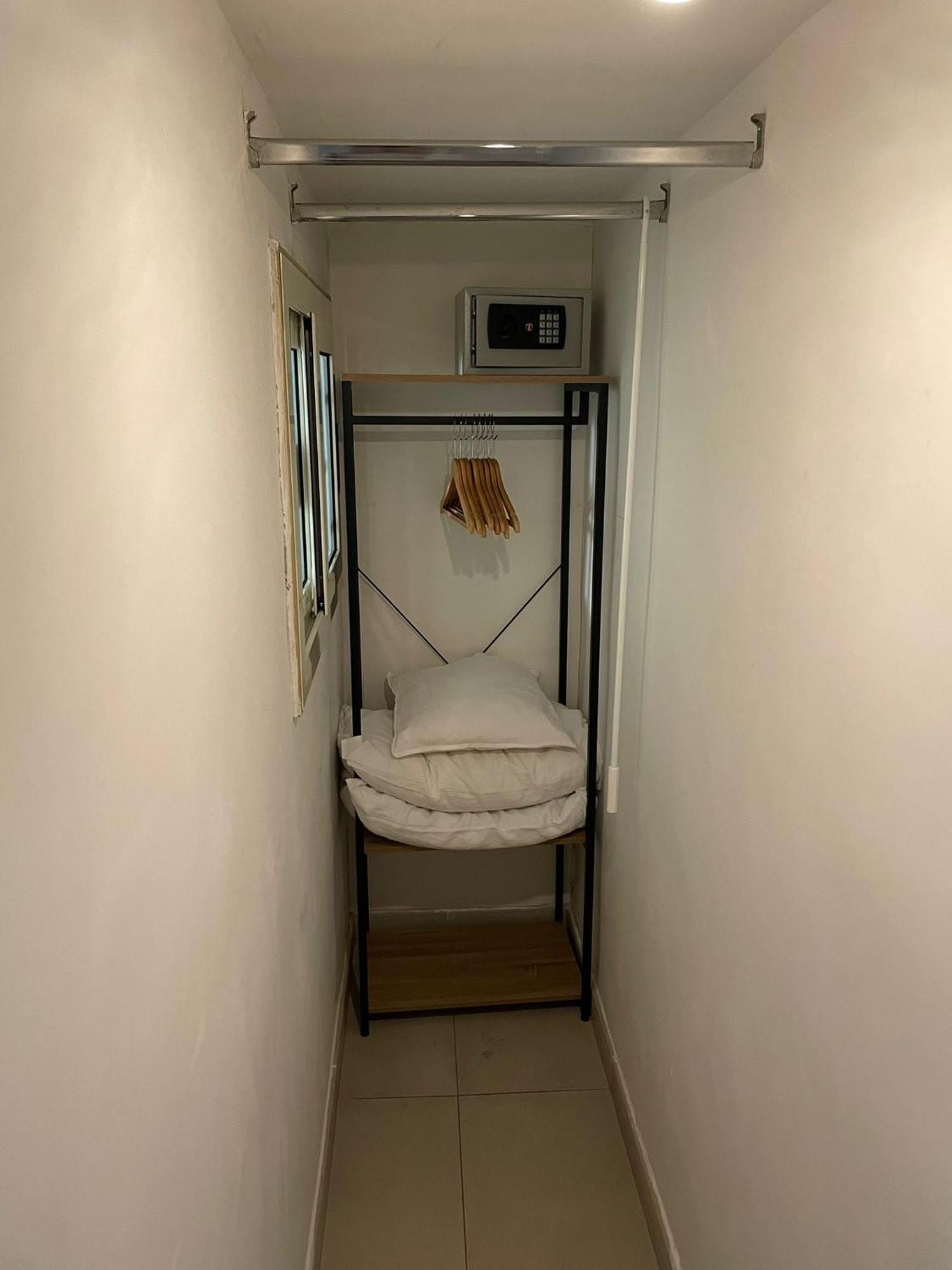 نابولي Terrazza Aragon Room And Spa المظهر الخارجي الصورة