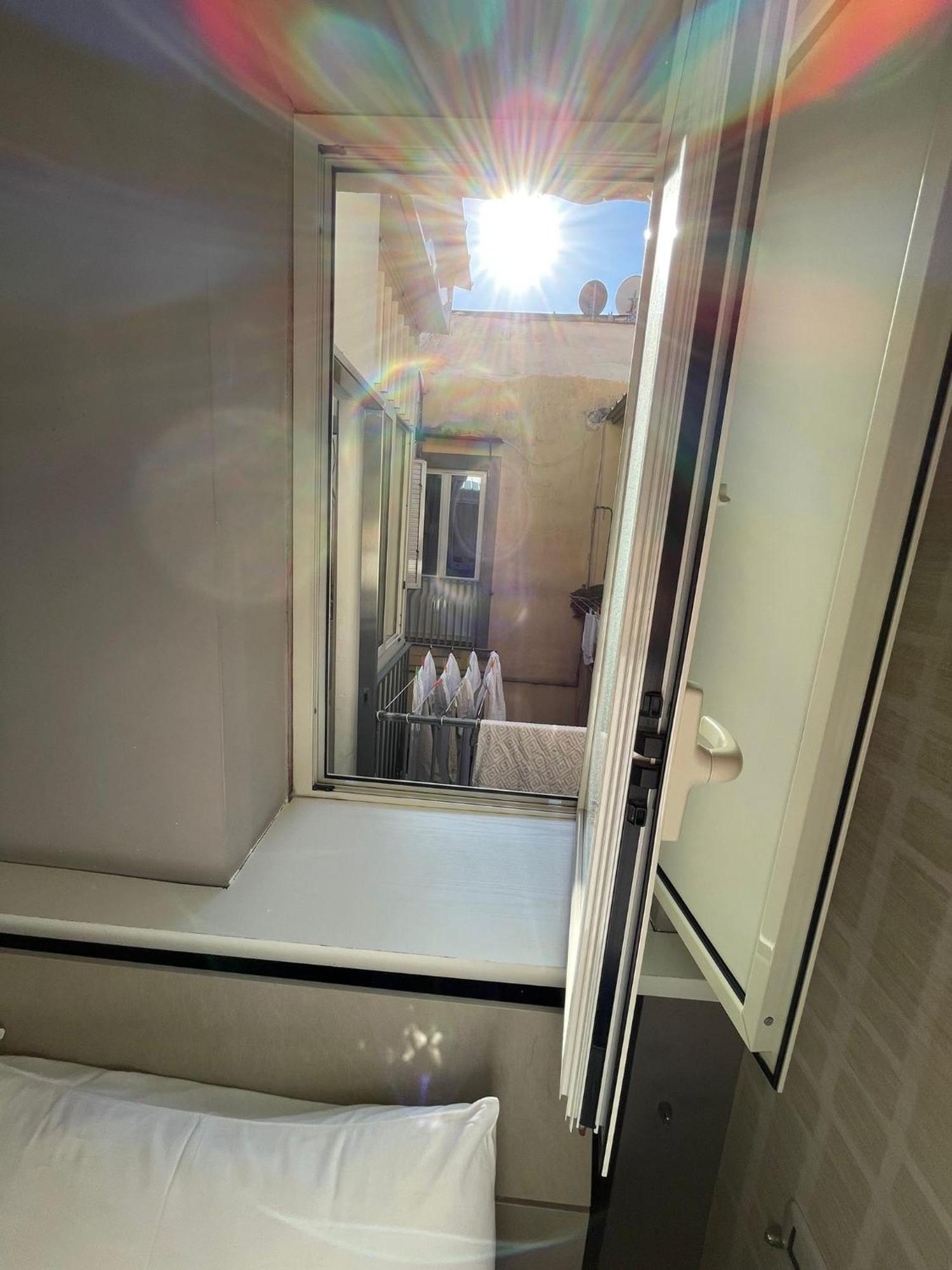 نابولي Terrazza Aragon Room And Spa المظهر الخارجي الصورة