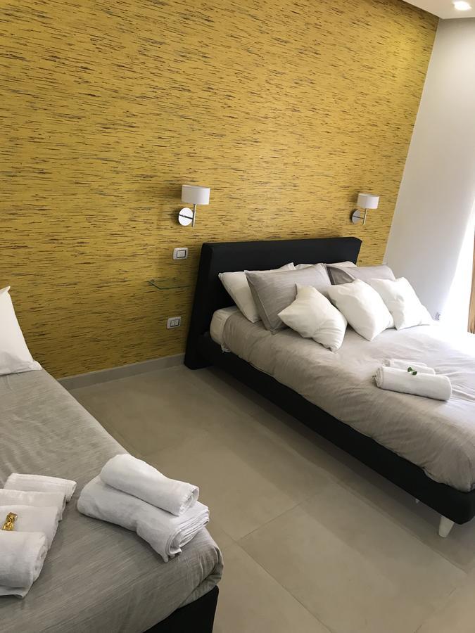 نابولي Terrazza Aragon Room And Spa المظهر الخارجي الصورة